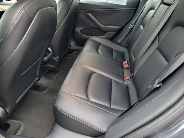 Used 2021 Tesla Model 3 Standard Range Plus image 15