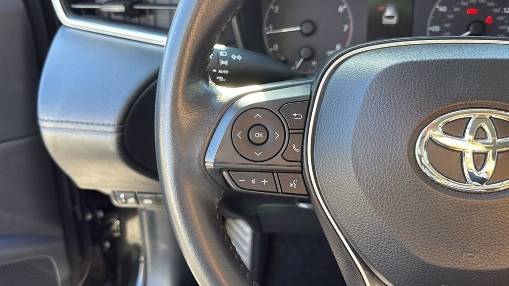 Used 2023 Toyota Corolla Cross LE image 22