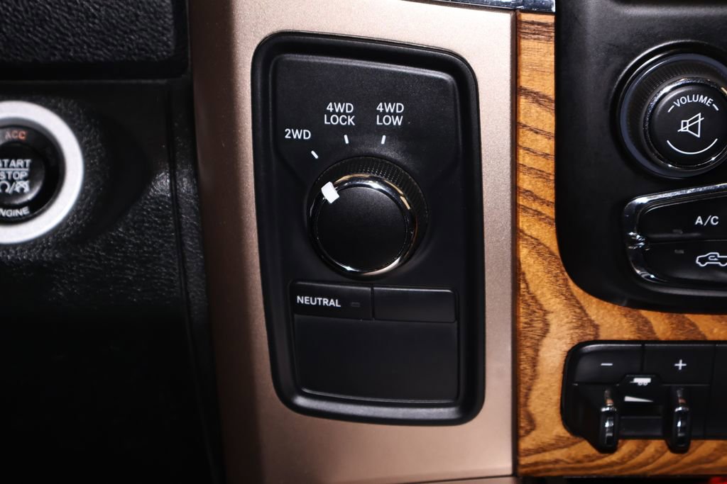 Used 2015 RAM 3500 Laramie Longhorn AWD/4WD image 29