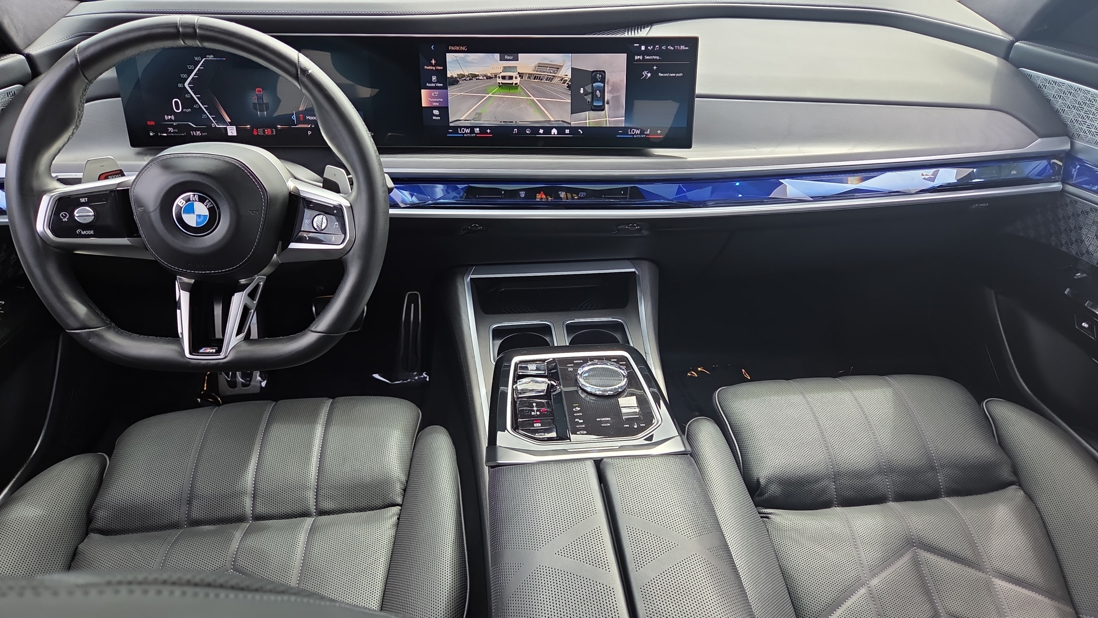 Certified 2024 BMW 760i xDrive w/ Executive Package AWD/4WD image 12