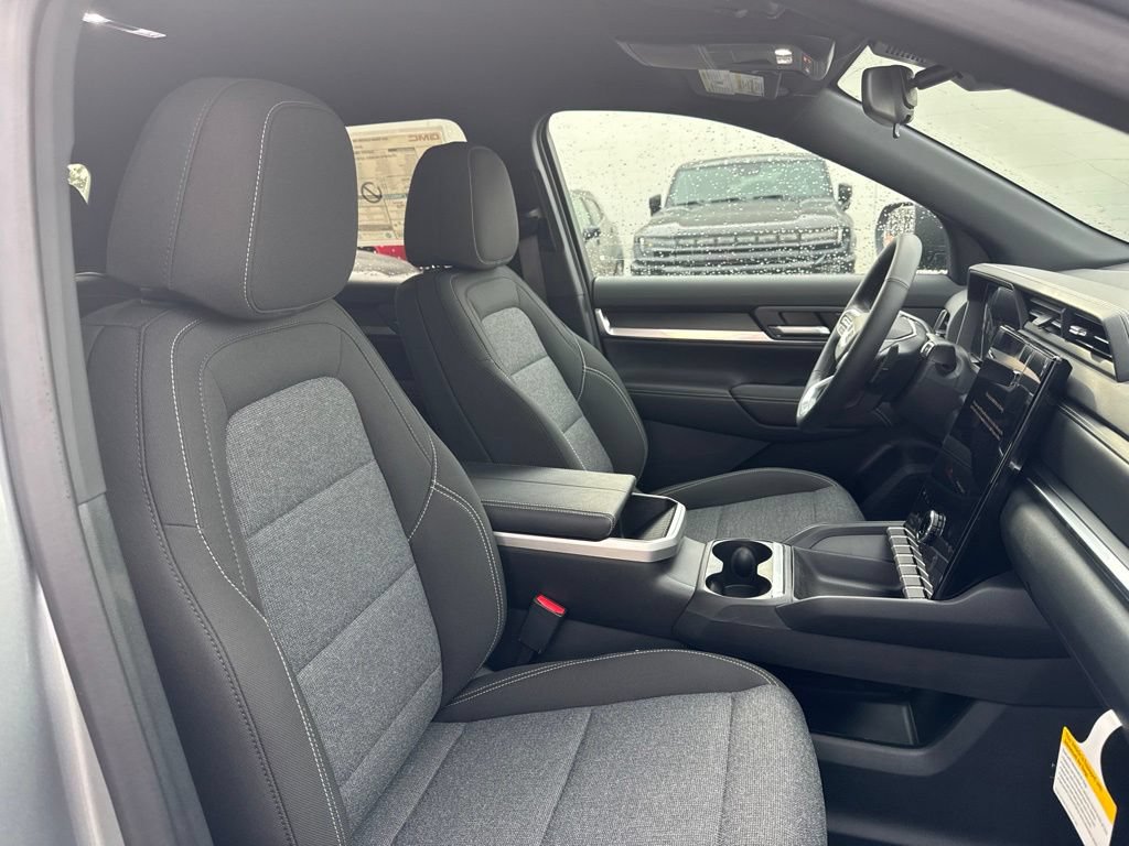 New 2026 GMC Terrain Elevation FWD image 19