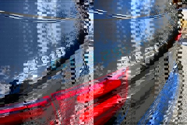 Used 2025 Mercedes-Benz GLB 250 4MATIC image 27