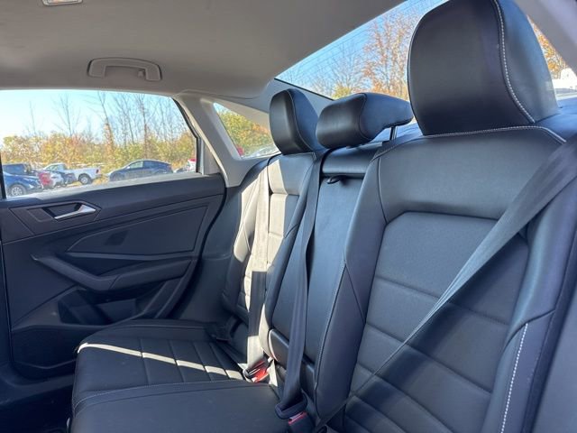 Used 2022 Volkswagen Jetta SE image 10