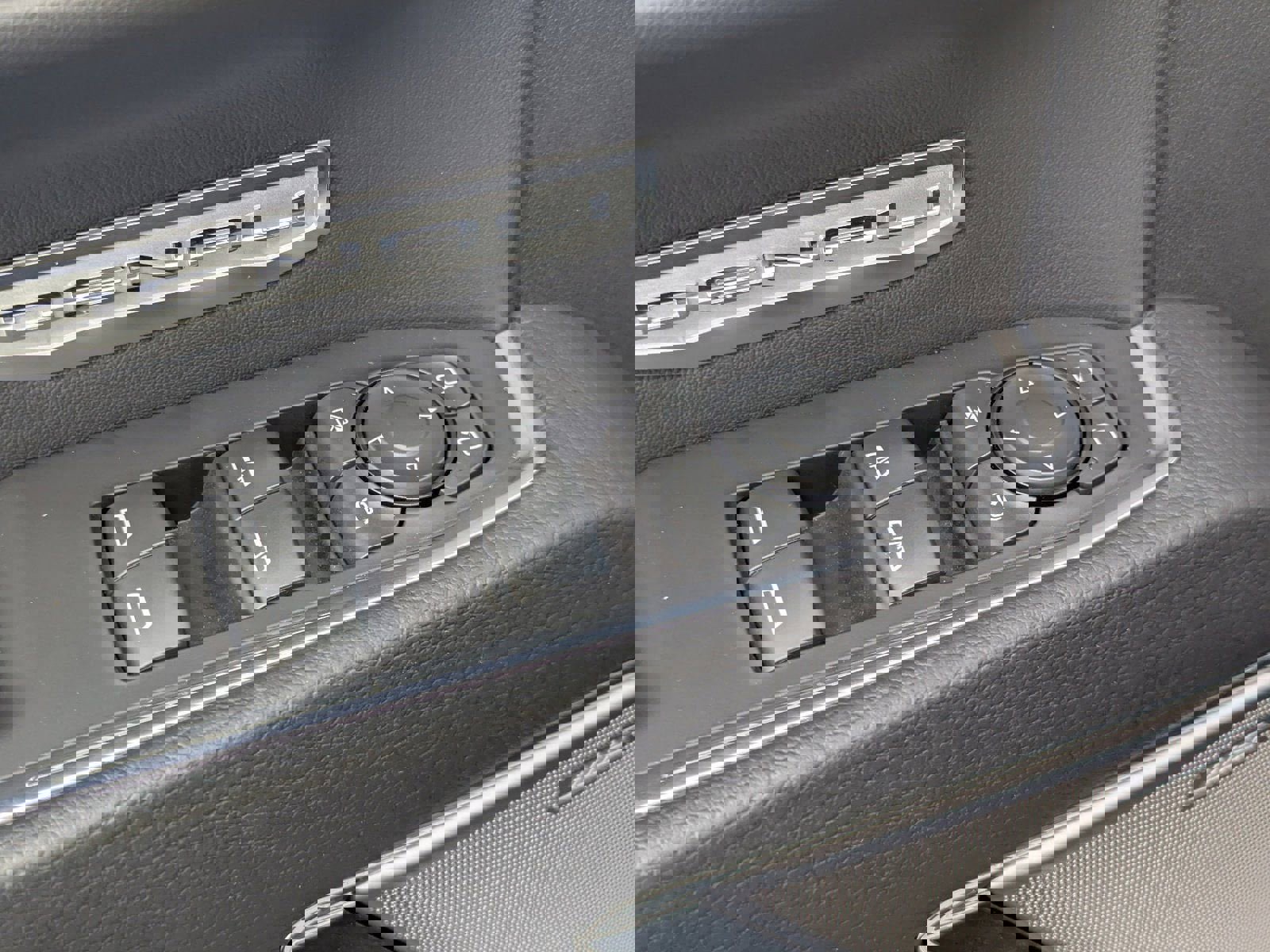 Used 2024 GMC Sierra 1500 Denali image 25