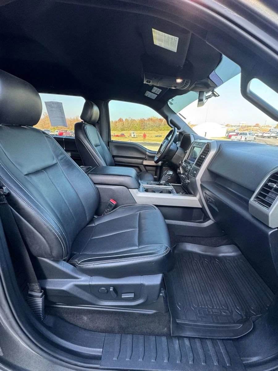 Used 2019 Ford F150 Lariat image 19