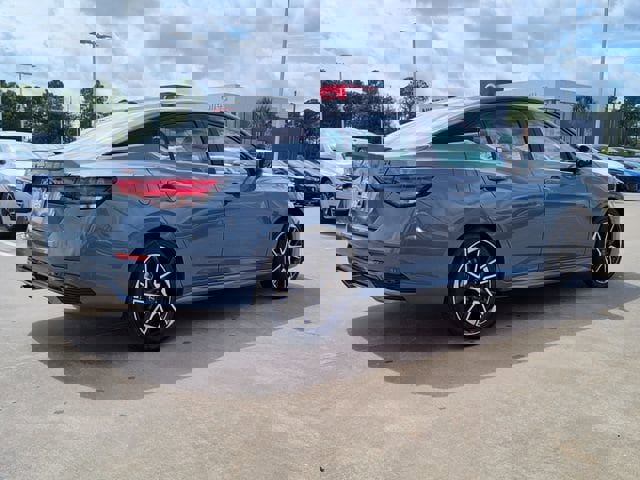 New 2025 Nissan Sentra SR w/ Trunk Package image 5