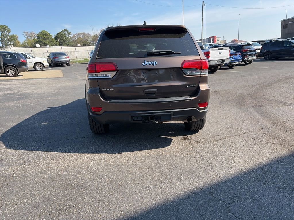 Used 2021 Jeep Grand Cherokee Laredo image 6