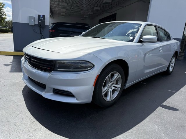 Used 2022 Dodge Charger SXT image 4