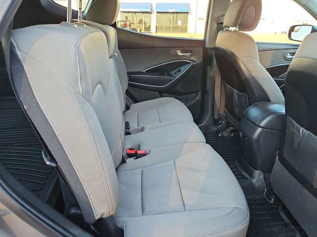 Used 2018 Hyundai Santa Fe Sport w/ 2.4L Value Package 02 FWD image 15