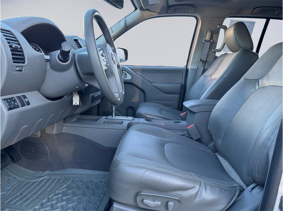 Used 2019 Nissan Frontier SL image 11