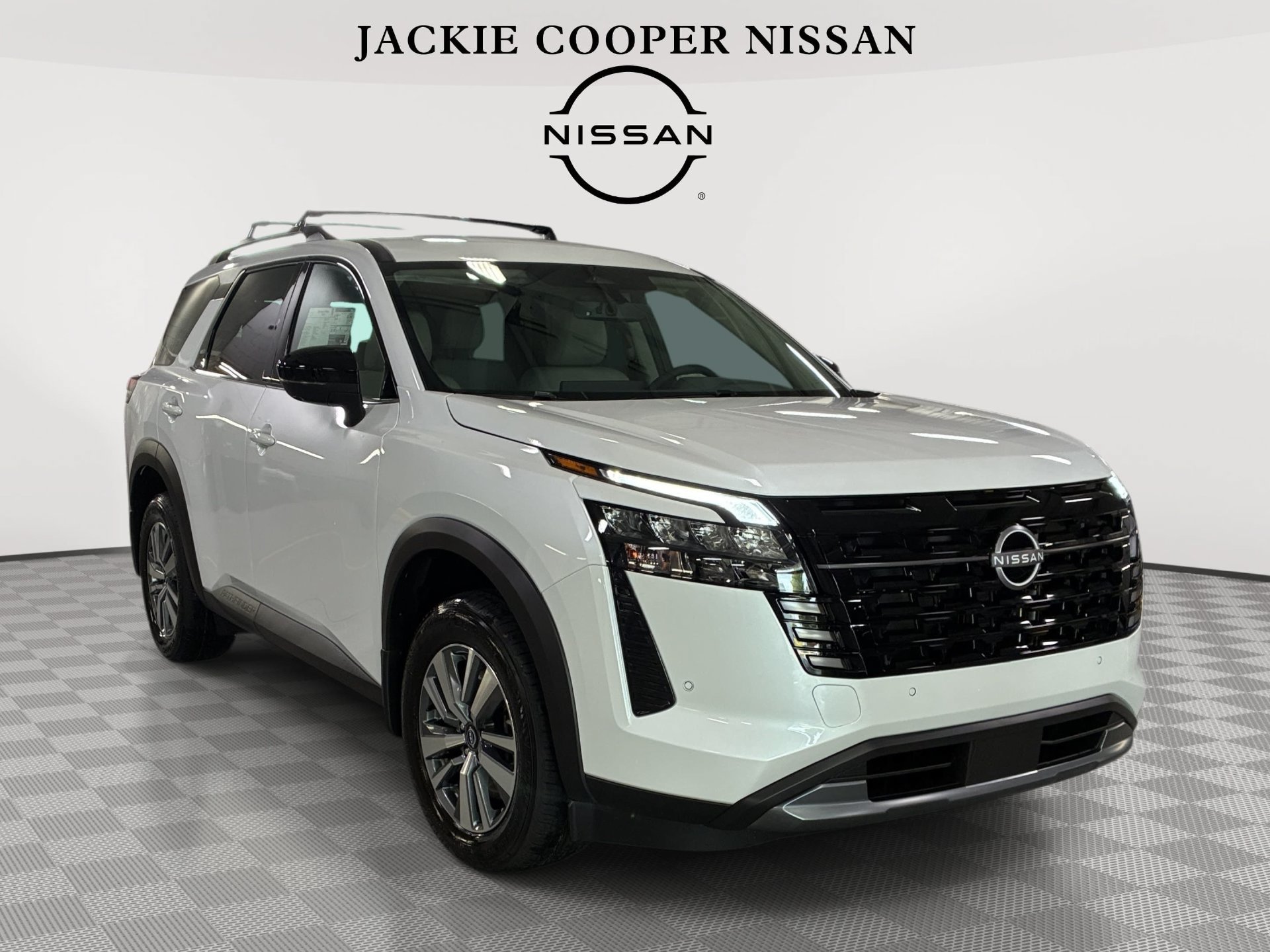 New 2026 Nissan Pathfinder SL FWD image 3