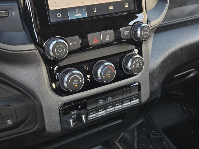 New 2026 RAM 5500 Tradesman AWD/4WD image 13