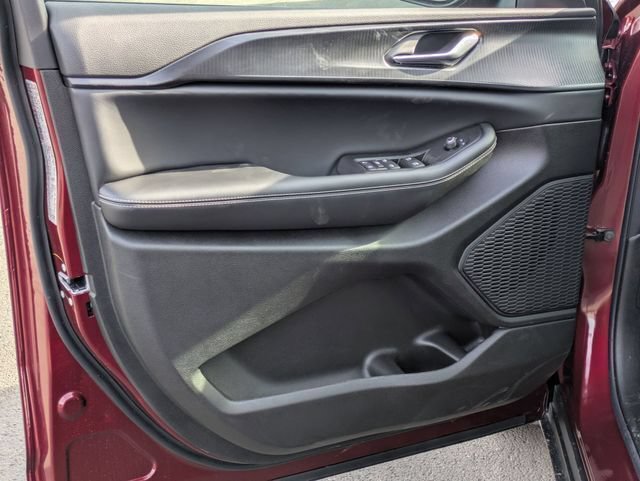 New 2026 Jeep Grand Cherokee Laredo X AWD/4WD image 16
