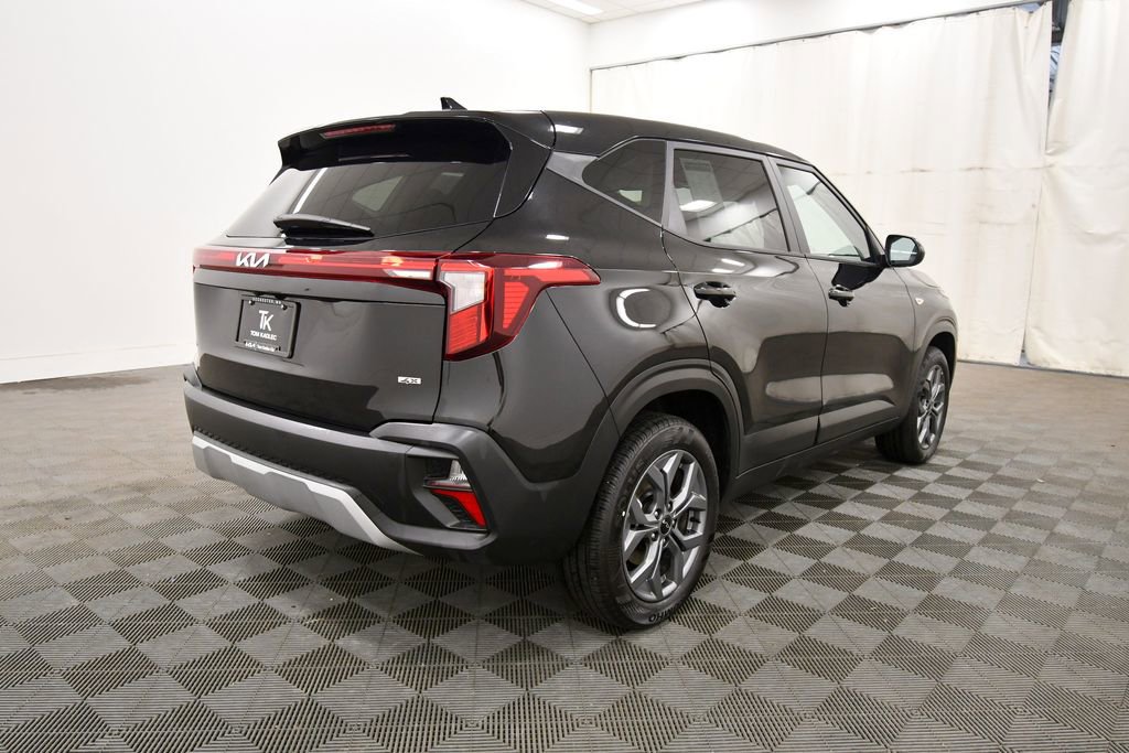 Certified 2026 Kia Seltos LX AWD/4WD image 8