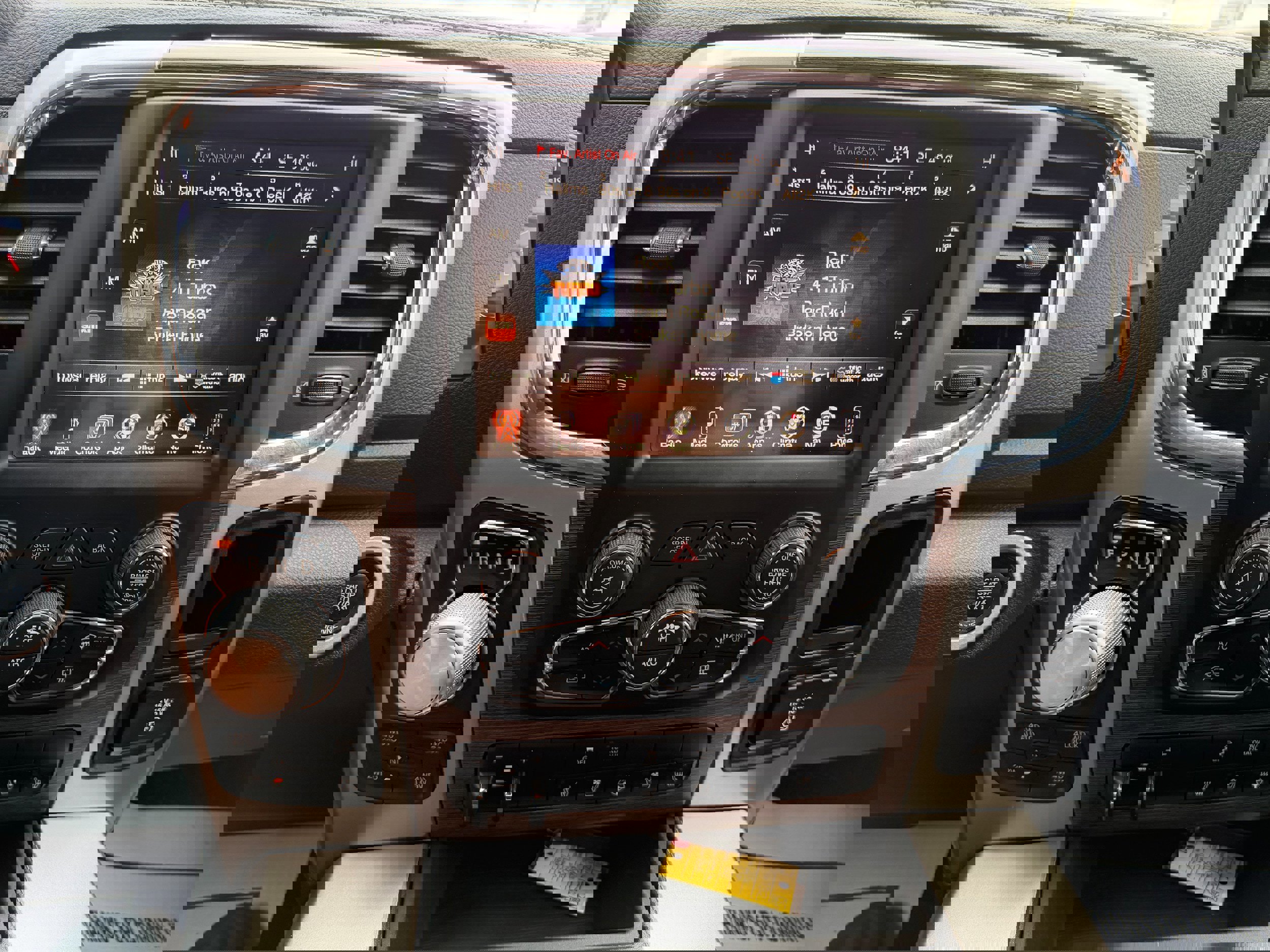 Used 2016 RAM 1500 Laramie w/ Convenience Group image 15