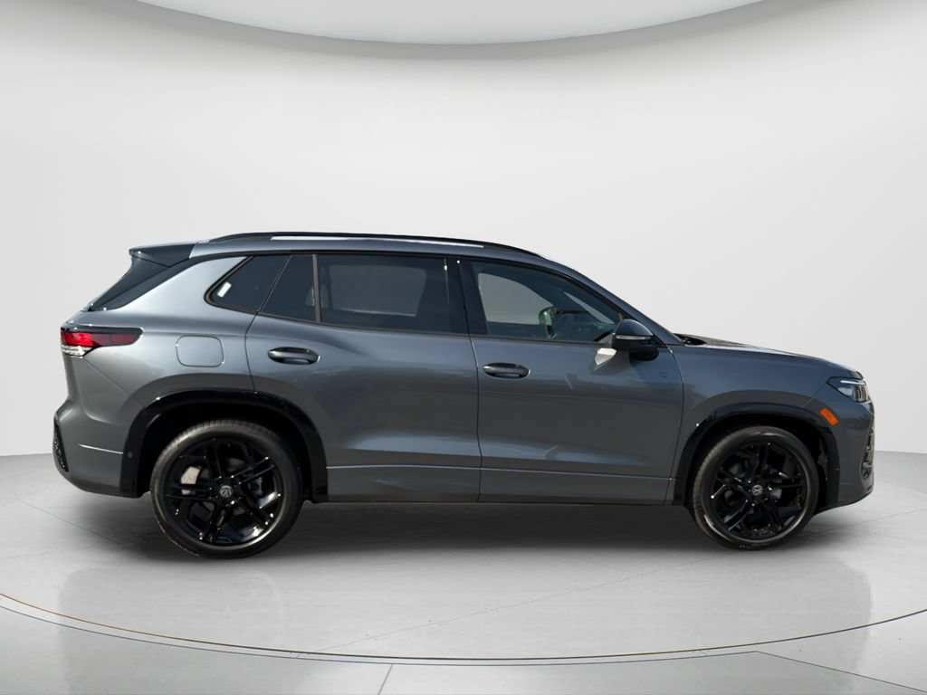 New 2026 Volkswagen Tiguan SE R-Line FWD image 4