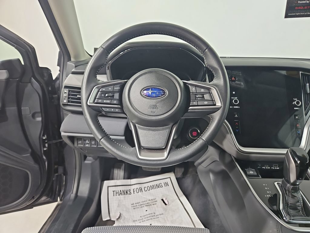Used 2025 Subaru Outback Premium AWD/4WD image 15