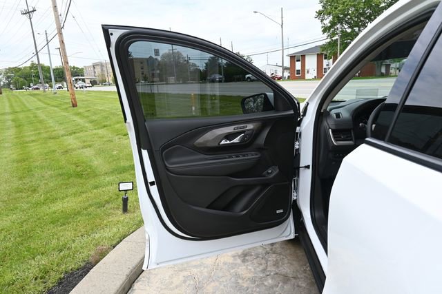 Used 2023 GMC Terrain Denali AWD/4WD image 26