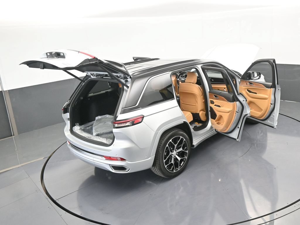 New 2025 Jeep Grand Cherokee Summit AWD/4WD image 79