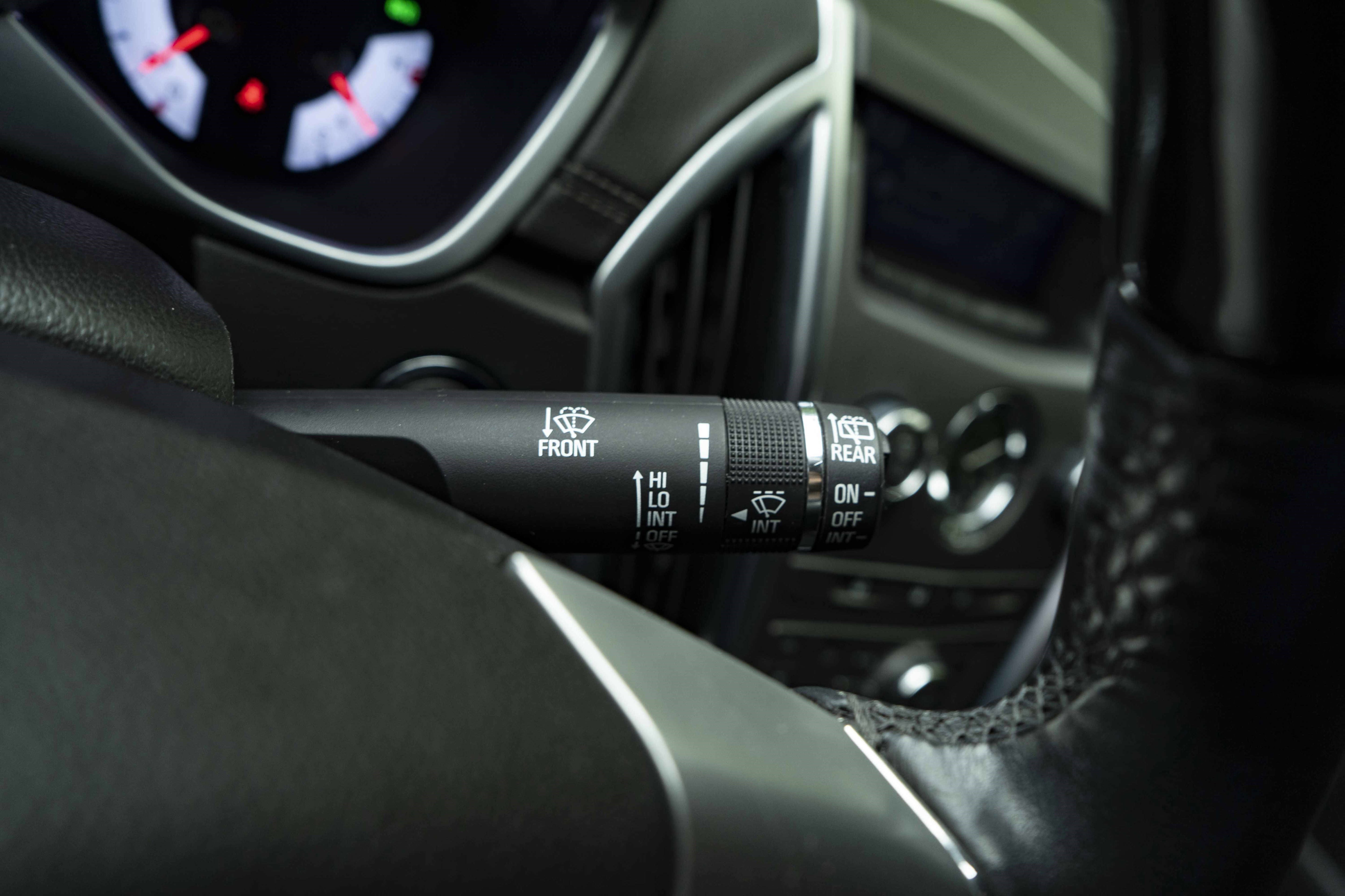 Used 2012 Cadillac SRX Luxury FWD image 24