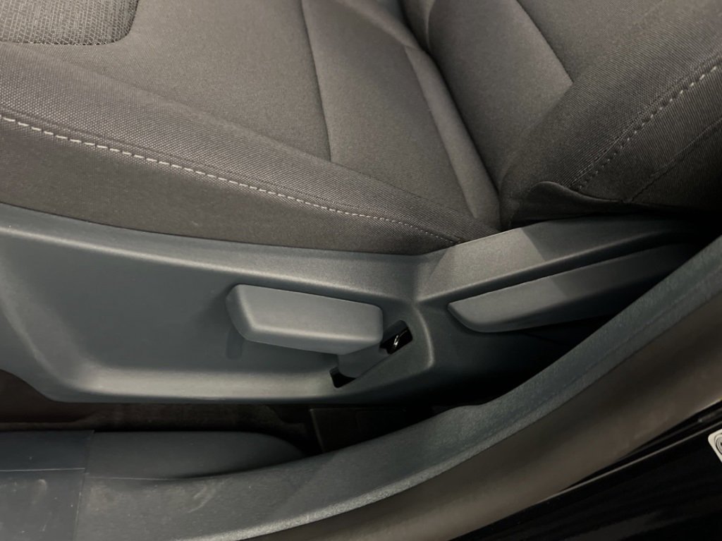 New 2025 Ford Maverick XL image 25