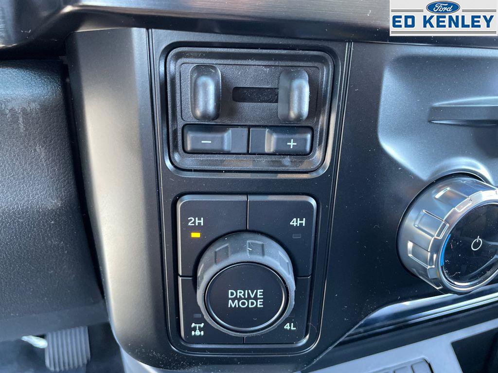 New 2026 Ford F350 Lariat image 14