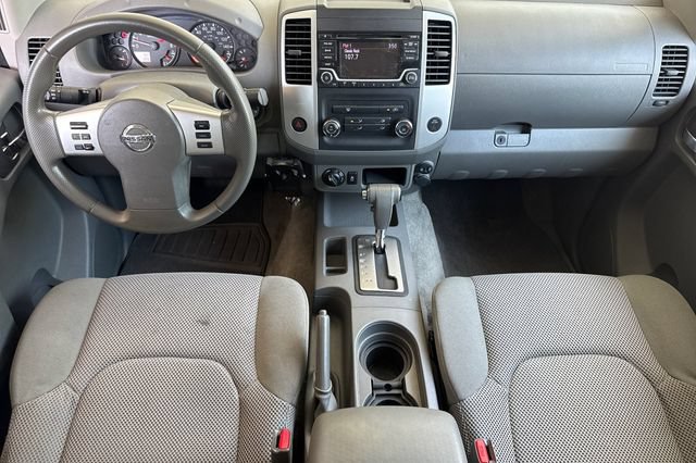 Used 2018 Nissan Frontier SV AWD/4WD image 13