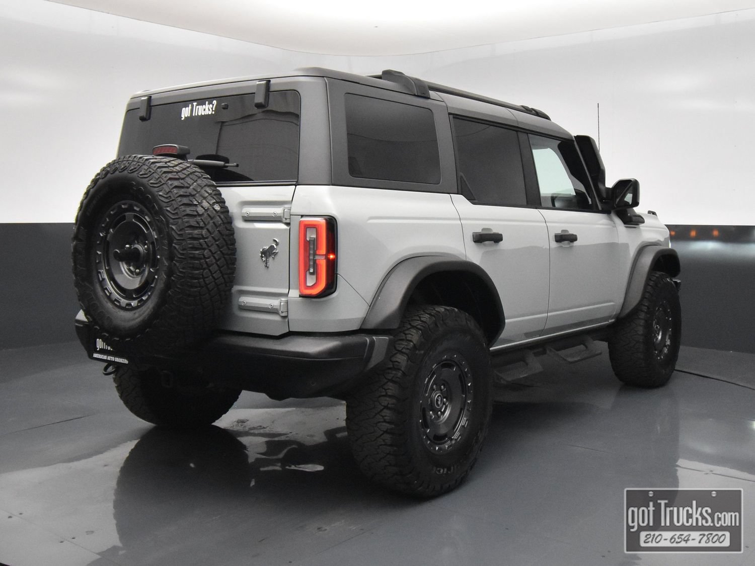 Used 2024 Ford Bronco Everglades AWD/4WD image 47