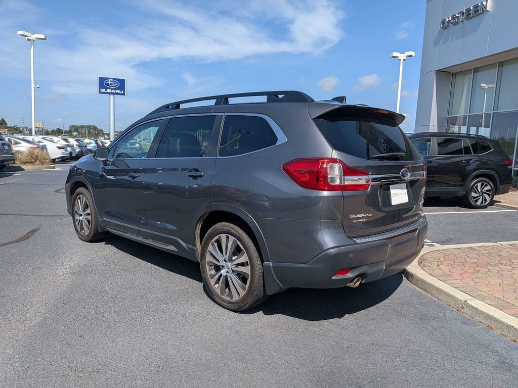 Used 2022 Subaru Ascent Limited w/ Technology Package AWD/4WD image 7