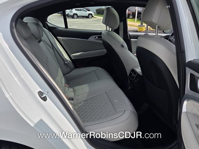 Used 2023 Genesis G70 3.3T w/ Sport Prestige Package RWD image 18
