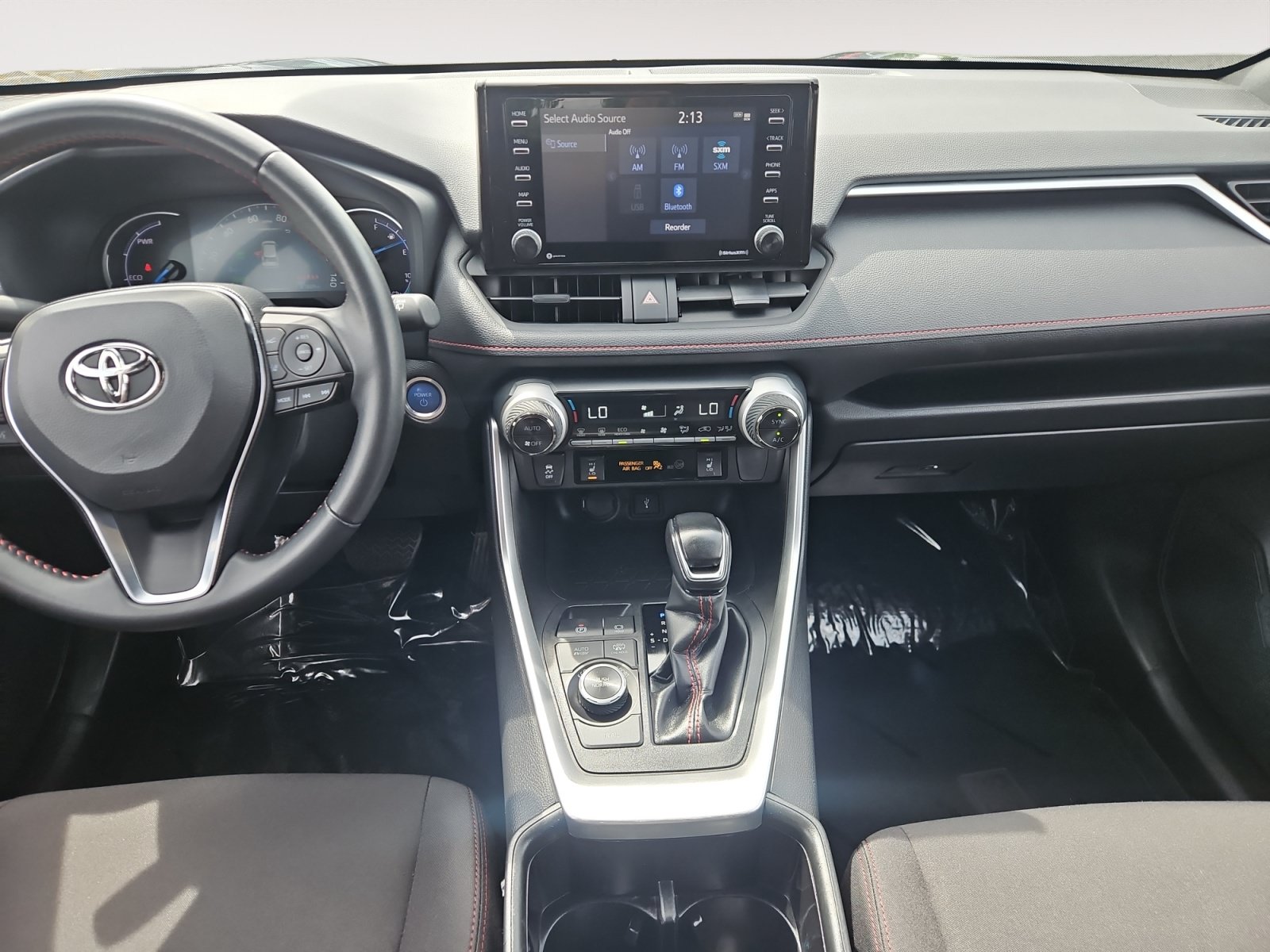 Used 2022 Toyota RAV4 SE AWD/4WD image 11