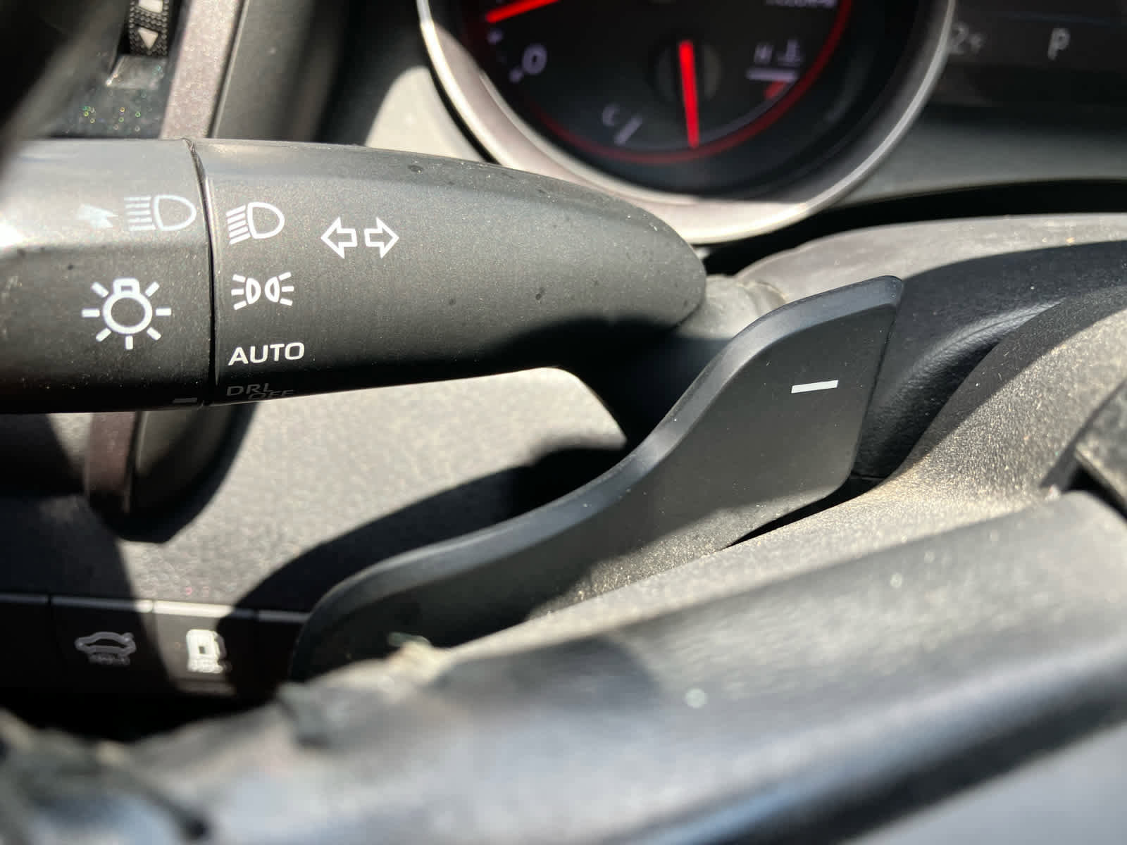 Used 2022 Toyota Camry XSE image 18