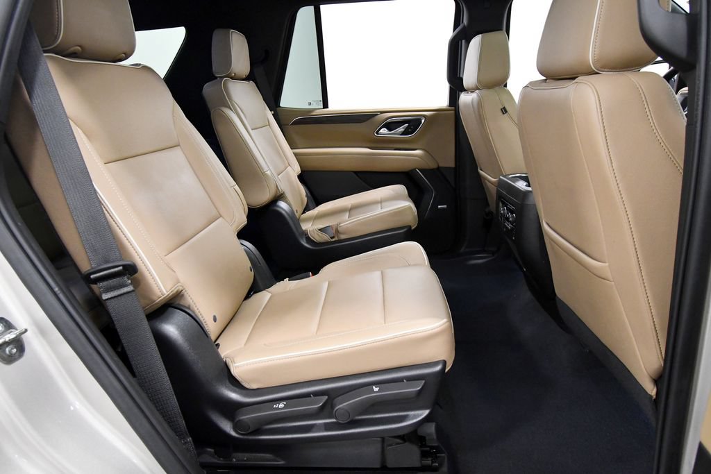 Used 2023 Chevrolet Tahoe Premier AWD/4WD image 18
