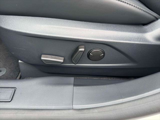Used 2025 Ford Mustang Mach-E Premium AWD/4WD image 17