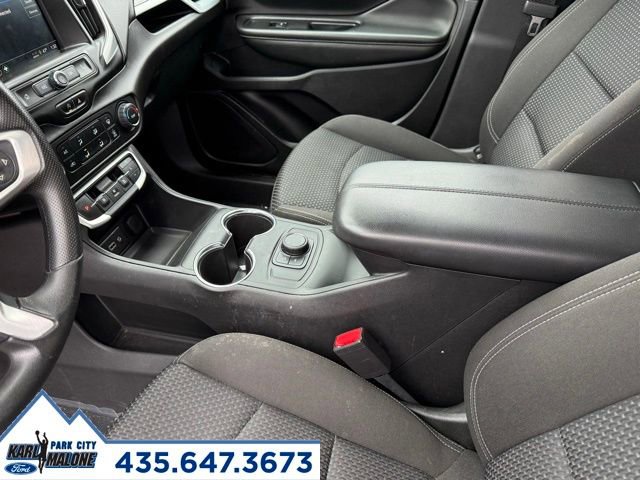 Used 2024 GMC Terrain SLE w/ Elevation Edition image 22