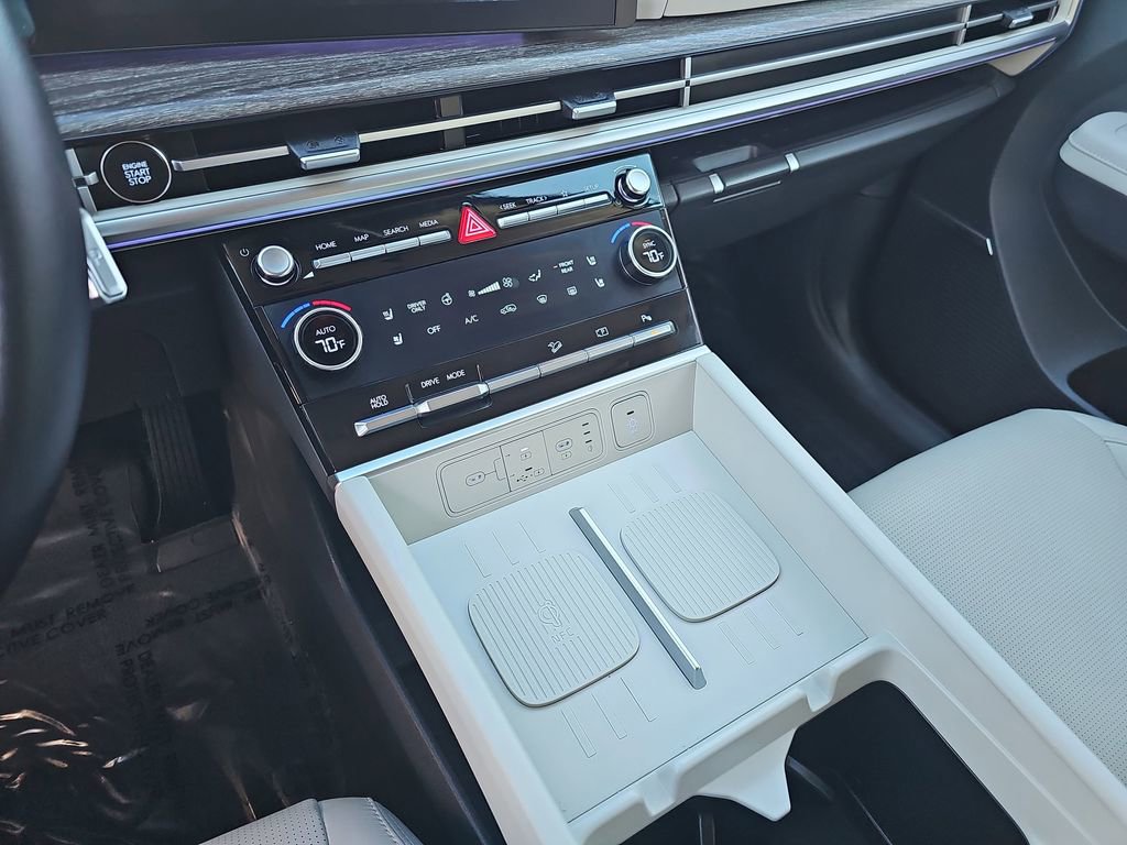 Used 2024 Hyundai Santa Fe Limited image 26