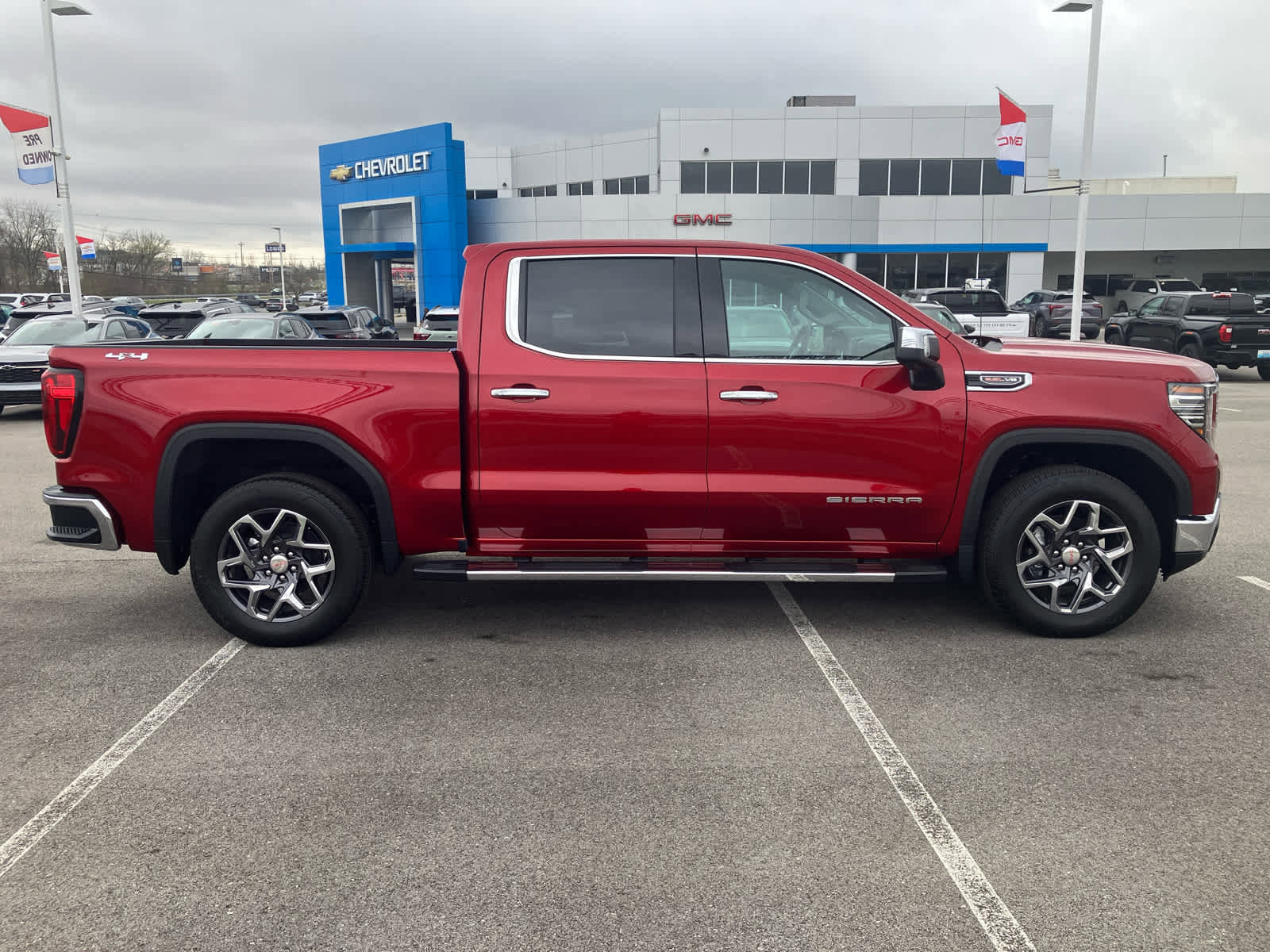 New 2026 GMC Sierra 1500 SLT w/ SLT Premium Package image 8