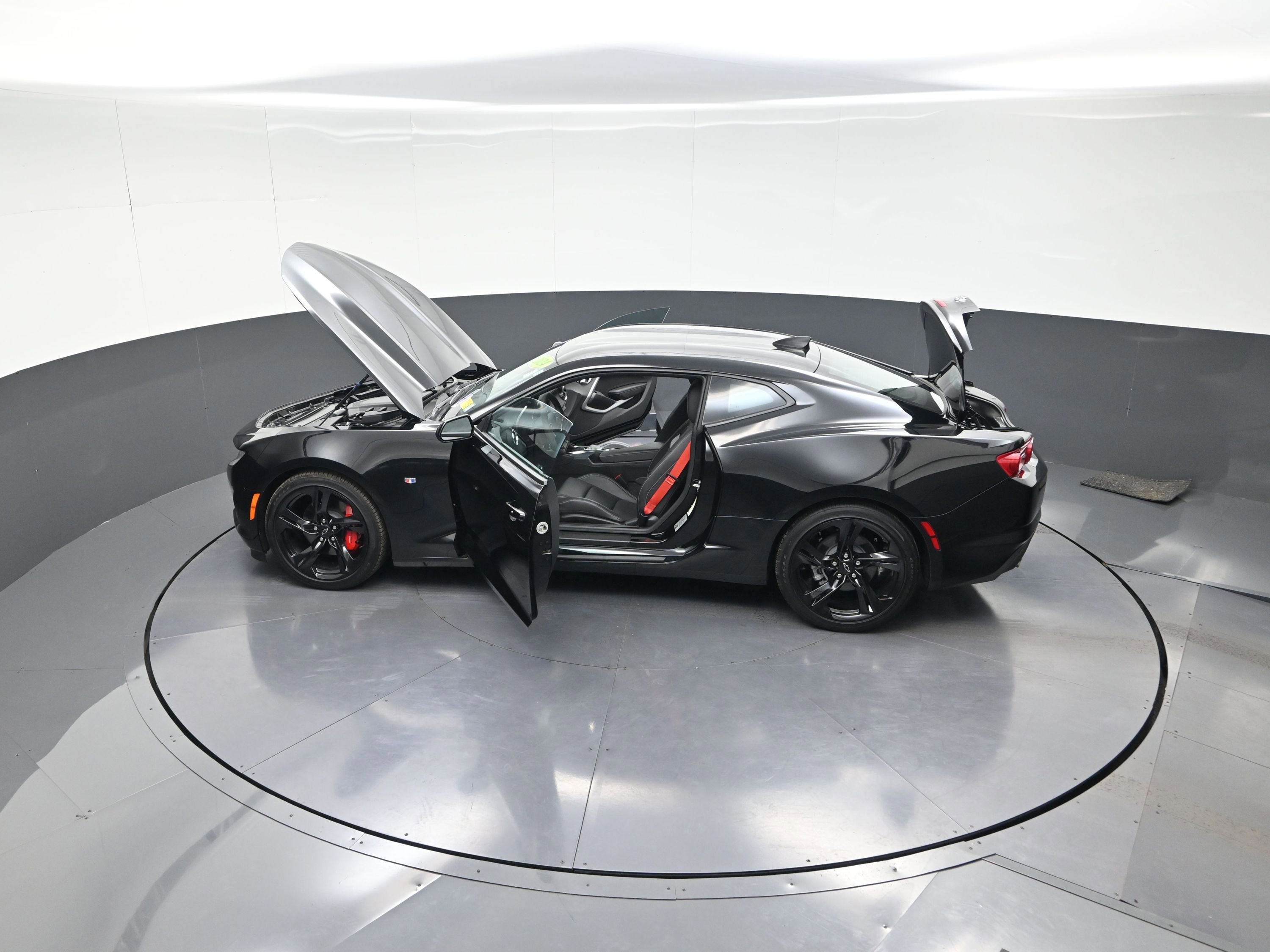 Used 2024 Chevrolet Camaro LT image 15