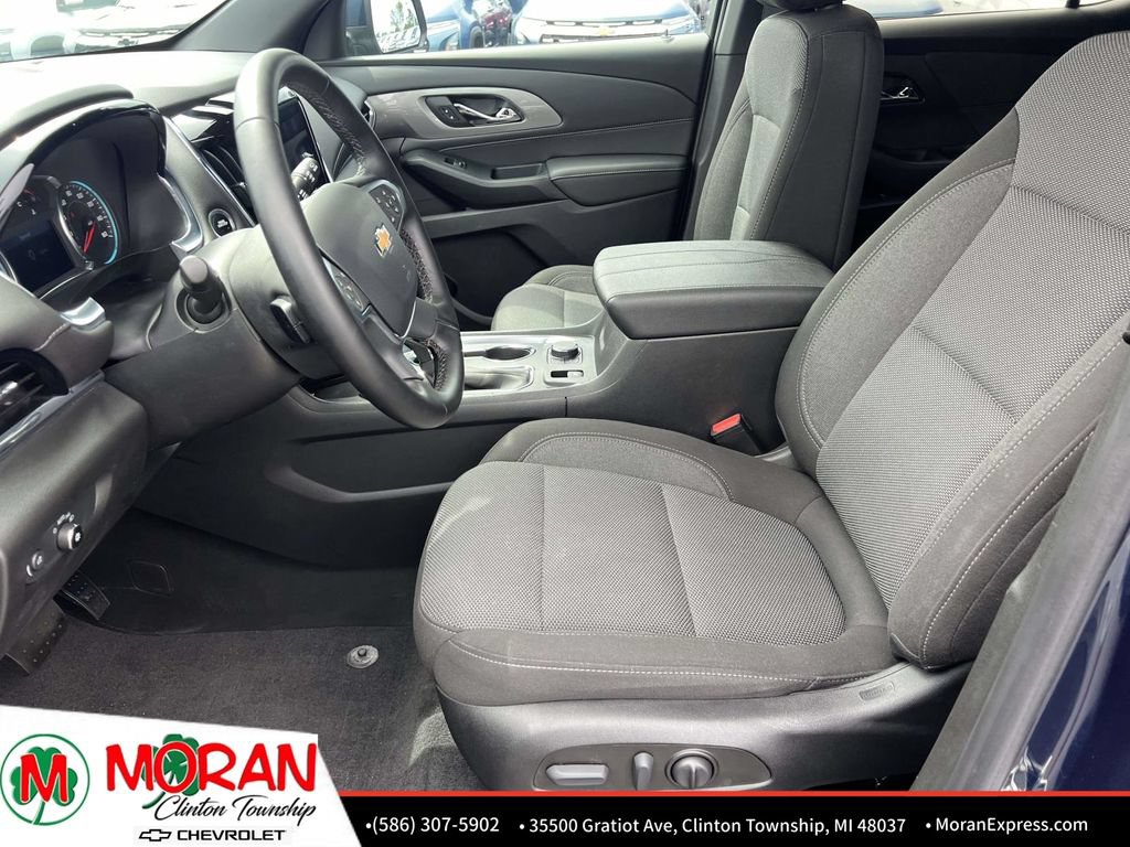 Certified 2023 Chevrolet Traverse LT FWD image 18