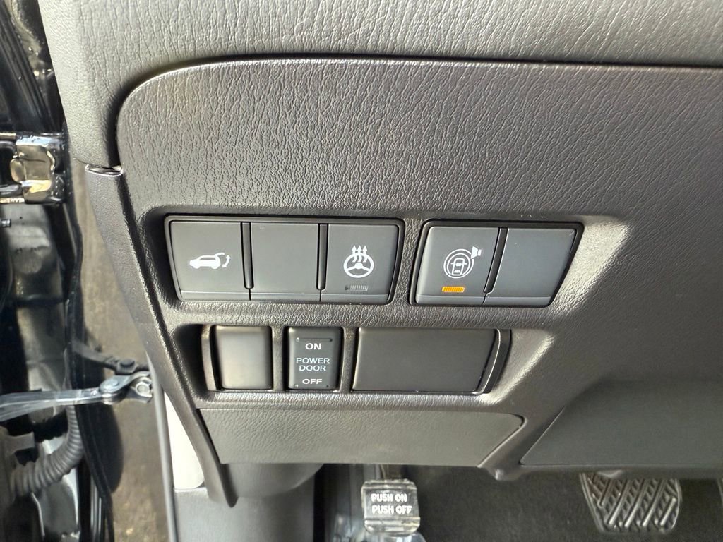 Certified 2024 Nissan Armada SL w/ Captain's Chairs Package image 25