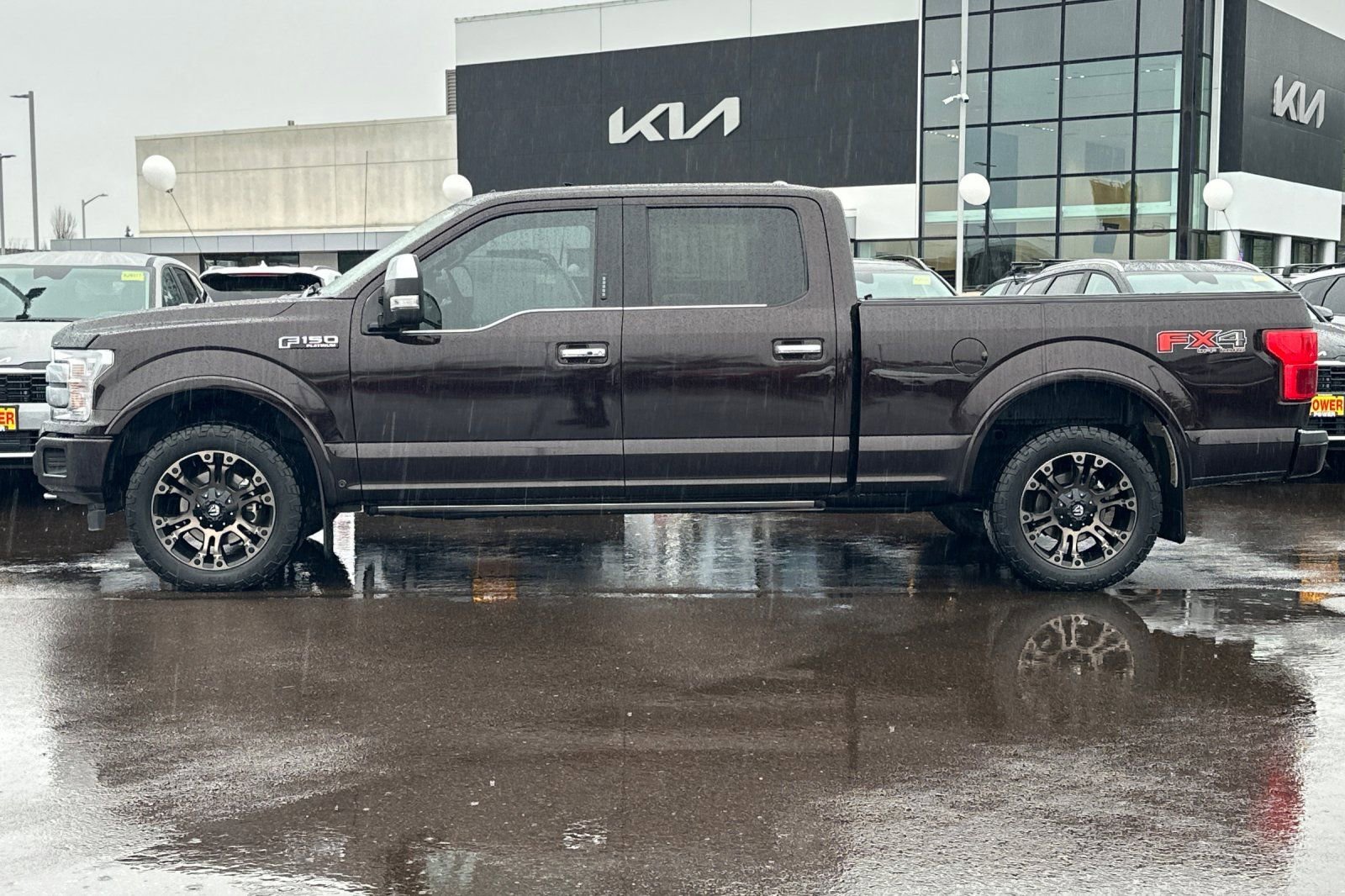 Used 2019 Ford F150 Platinum w/ Technology Package image 7