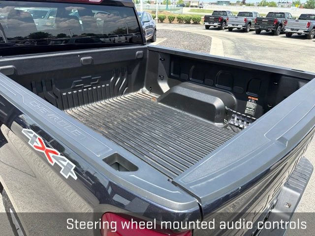Used 2023 Chevrolet Silverado 1500 LT AWD/4WD image 27