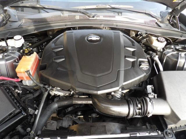 Used 2021 Chevrolet Camaro LT RWD image 43