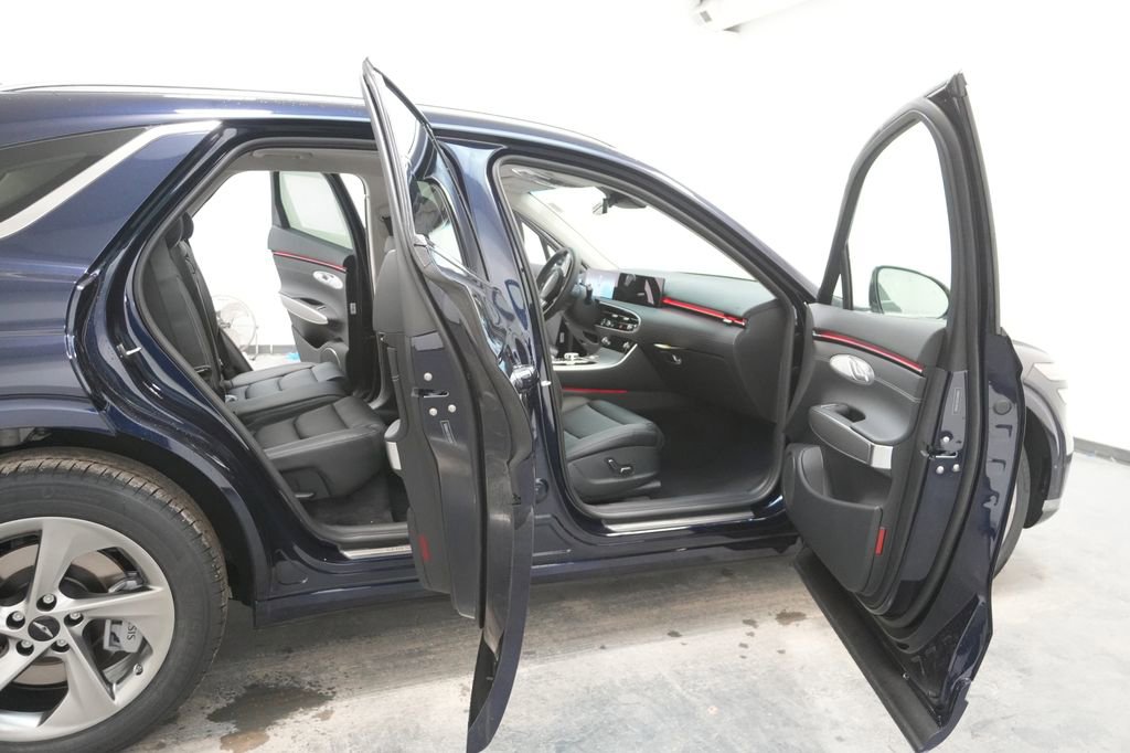 New 2026 Genesis GV70 2.5T Select image 34