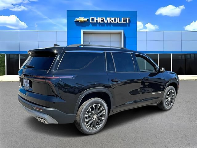 New 2026 Chevrolet Traverse LT w/ Sun and Wheel Package FWD image 4