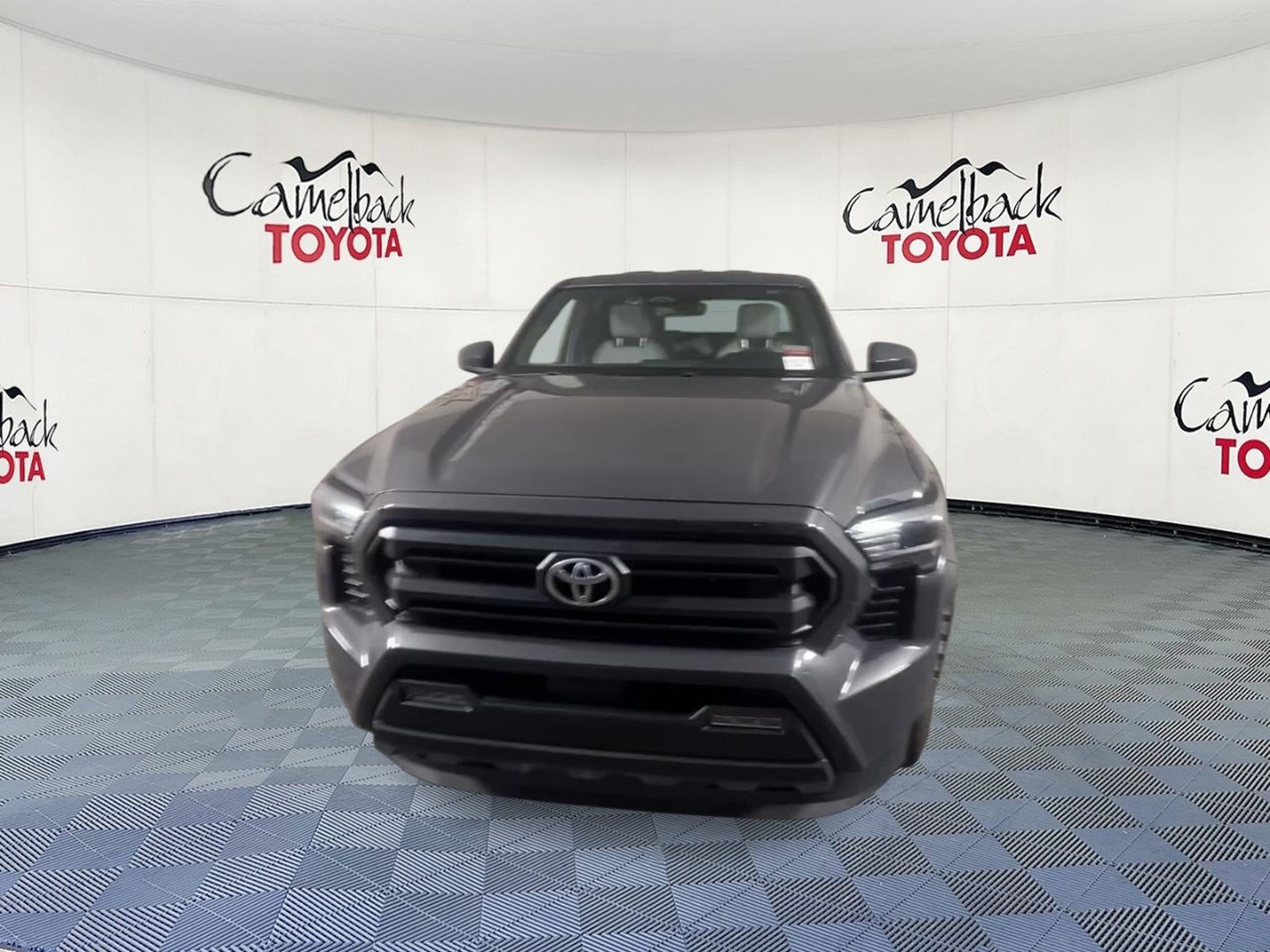 Used 2024 Toyota Tacoma SR5 AWD/4WD image 5