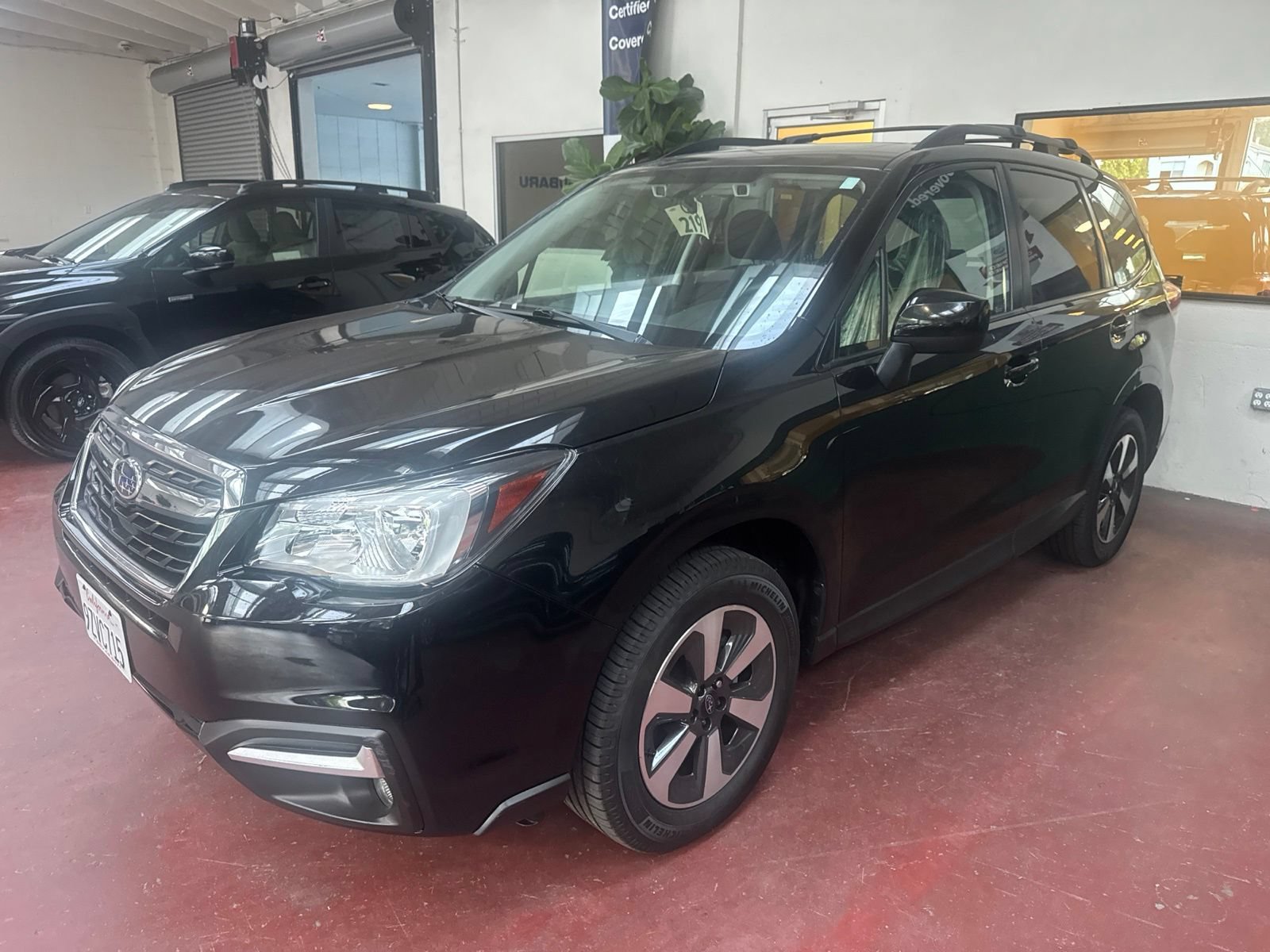 Used 2018 Subaru Forester 2.5i Premium AWD/4WD image 3