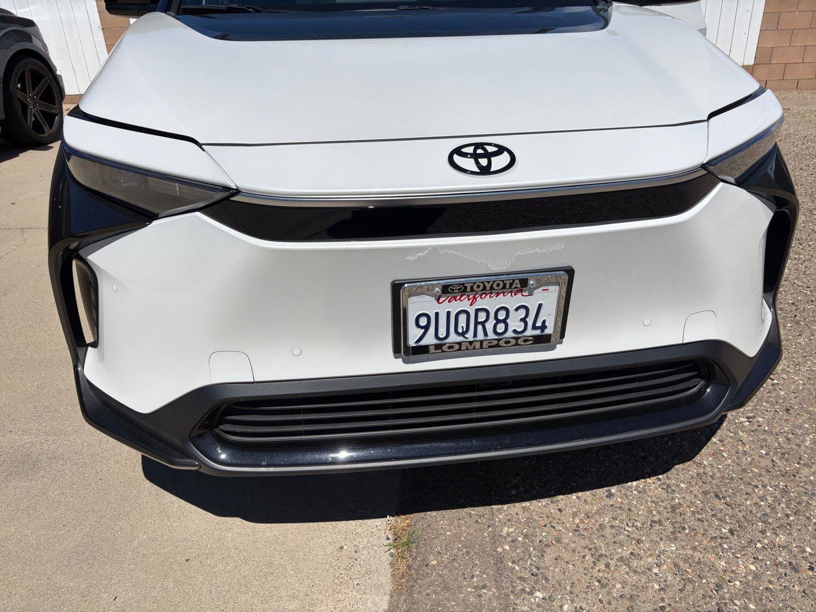 Certified 2025 Toyota bZ4X AWD image 30