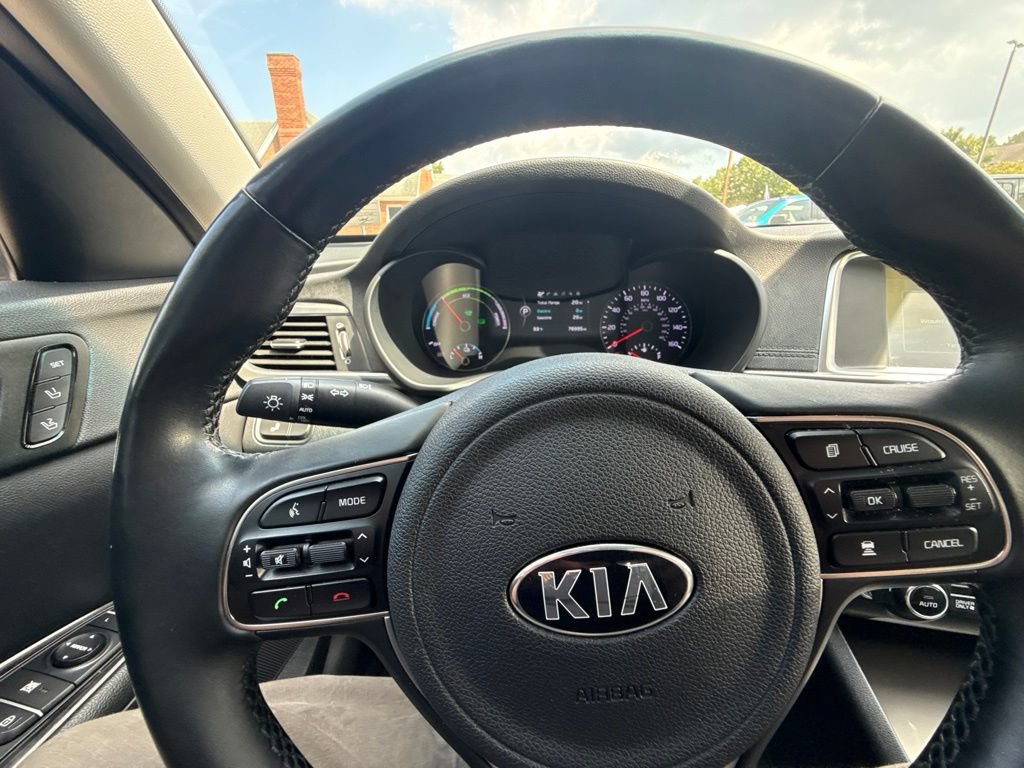Used 2018 Kia Optima EX w/ Technology Package FWD image 15