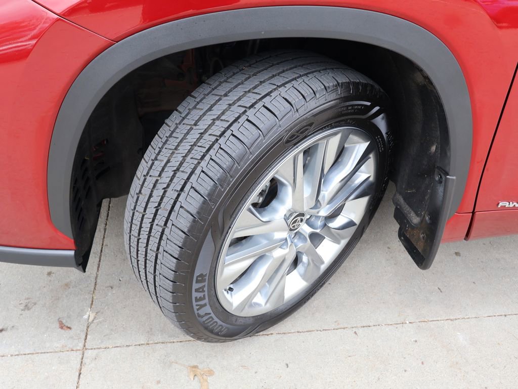 Used 2020 Toyota Highlander Limited w/ Protection Package #3 image 42